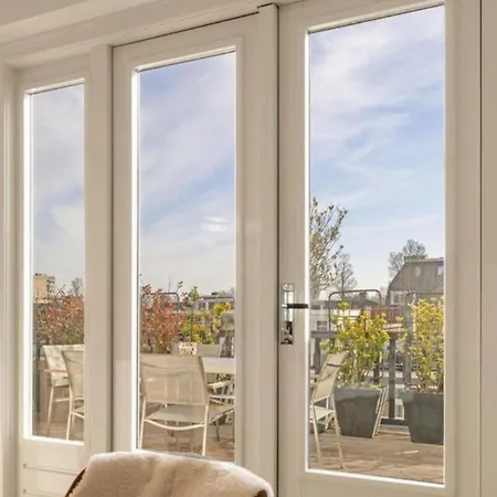 Apartment With Unique Design B * Amsterdam
