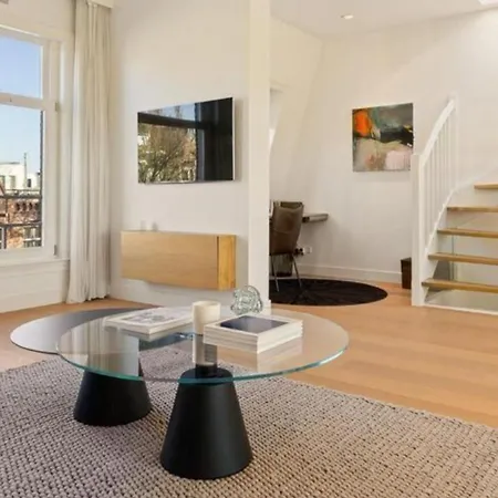 Apartment With Unique Design B *