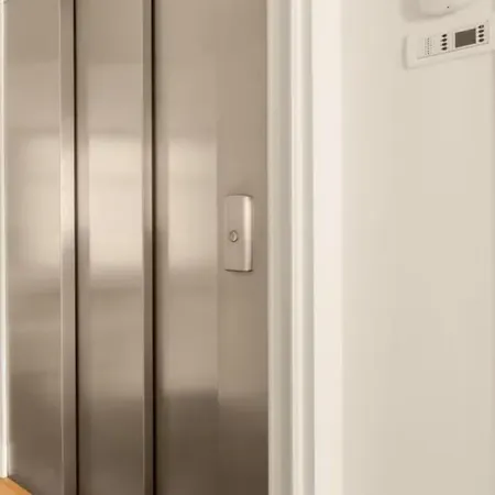 Apartment With Unique Design B Διαμέρισμα *